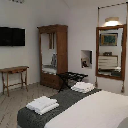 Апартаменты Opera Prima And