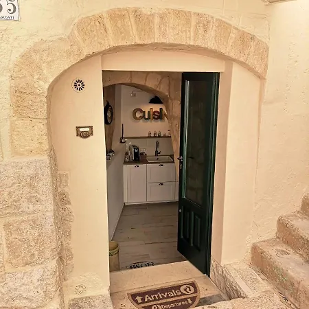 Апартаменты Opera Prima And