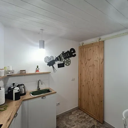 Opera Prima And Апартаменты Альтамура